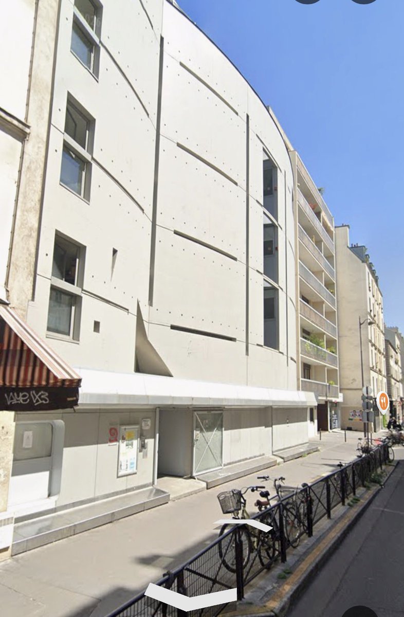 PARISCRADOS's tweet photo. La crèche municipale du 56 rue Saint Maur @Mairiedu11 : c’est FINI !

Cette crèche, qui pouvait accueillir jusqu’à 90 enfants sera remplacée par un centre d’hébergement.

Tout est fait pour chasser les familles de Paris.

#saccageparis https://t.co/iy6LfGFCtQ