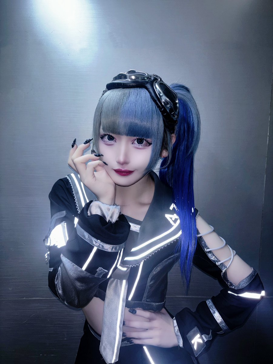 DIAVEL 星海せれん　チェキ 星海 せれん🐼🪼DIAVEL (@diavel_seren) on X