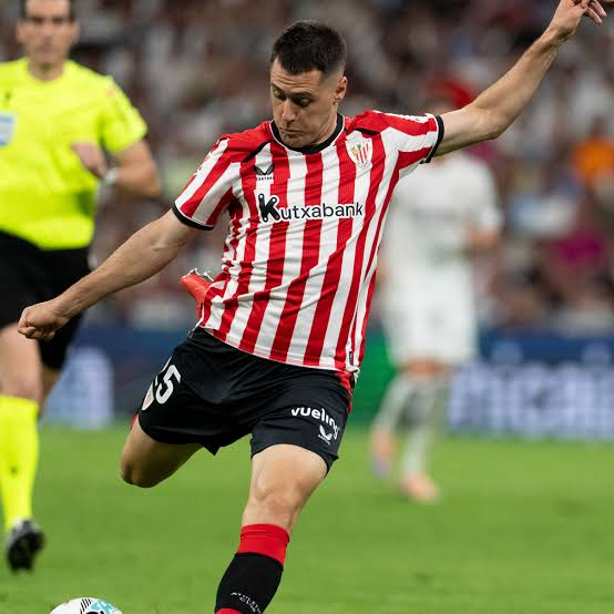 solofichajes123's tweet photo. El @RealOviedo tiene en agenda al extremo Álex Sancris (@GetafeCF) y al delantero Urko Izeta (@AthleticClub) para potenciar su ataque, según publica @lanuevaespana #SegundaDivision https://t.co/AQUTlMmqog