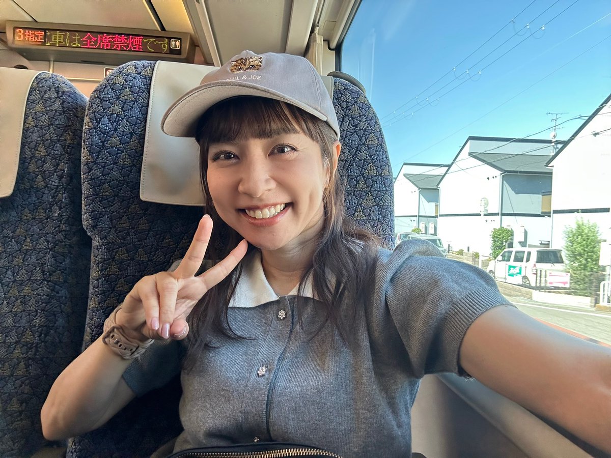 masumin147's tweet photo. せっかく大阪行ったから旅してきたよ🚃
くろしおぉぉぉ🌊 https://t.co/eaoGKGfArJ
