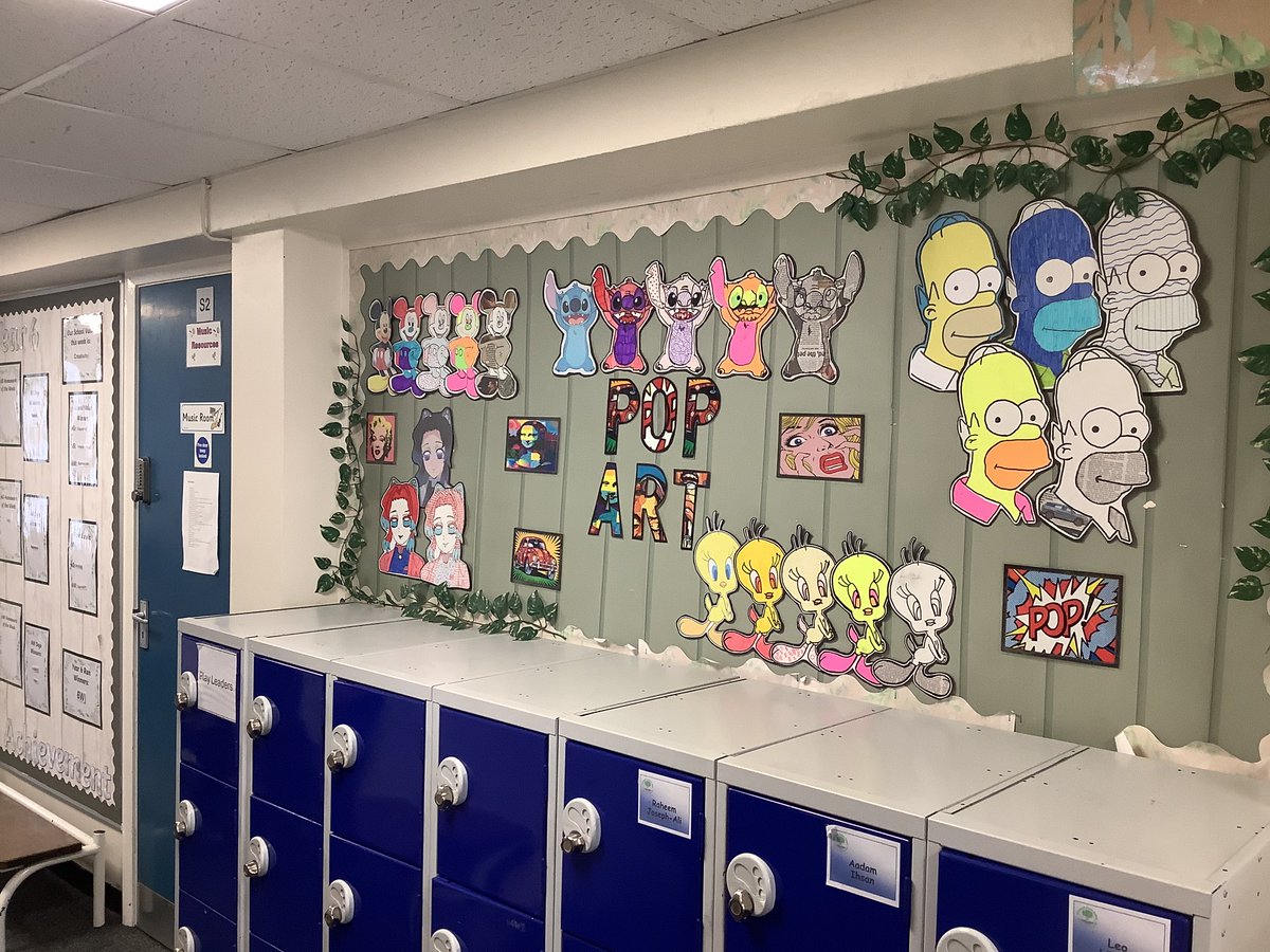 ReinwoodJuniors's tweet photo. Look at our wonderful Pop Art displays 🧡❤️💜💚
#RJS6G #RJSArt https://t.co/f2YpUR9sq2