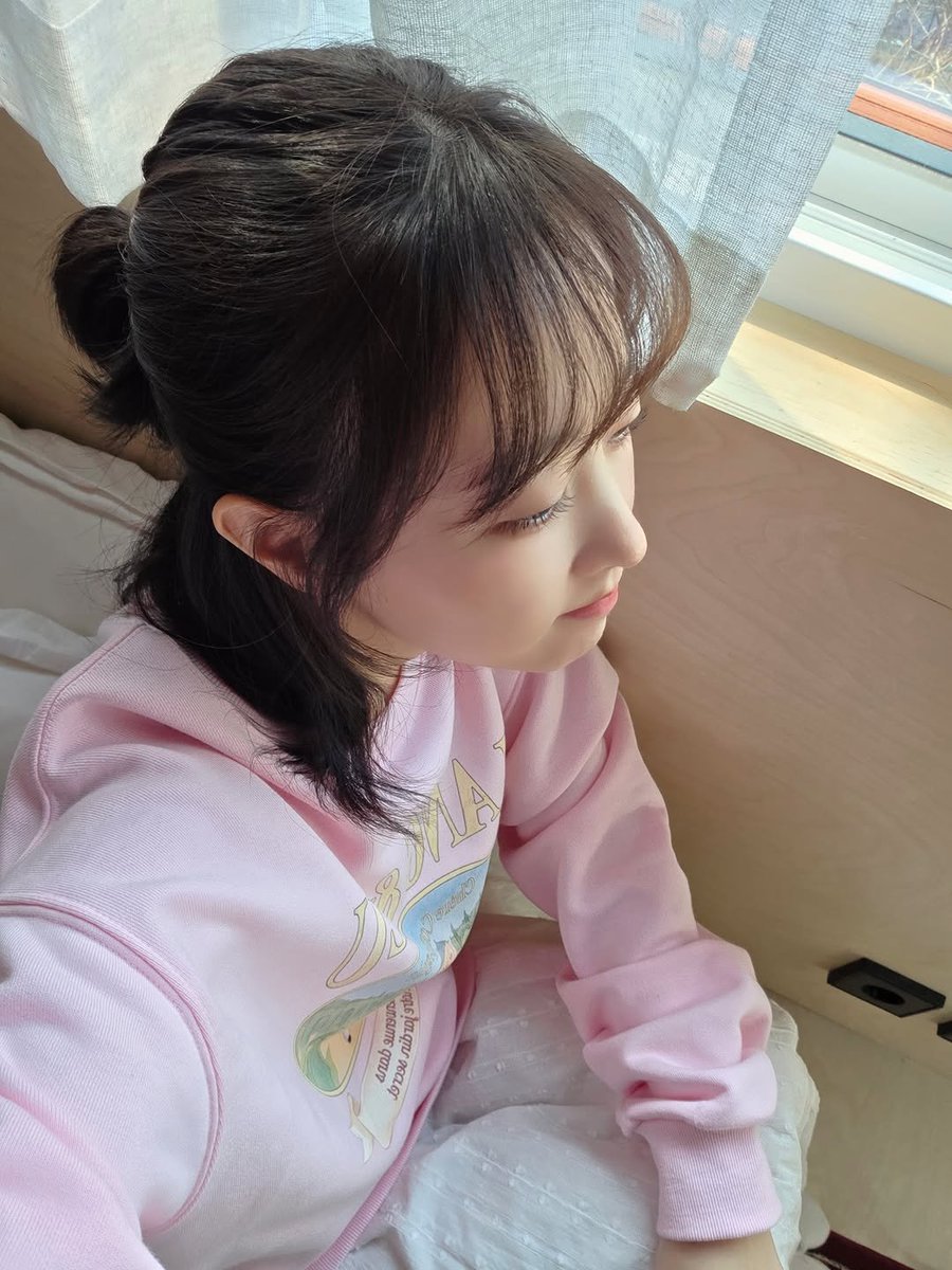 boyonng's tweet photo. ⠀   
⠀ #Bo영
   ⠀ https://t.co/ZltkrWyYAm