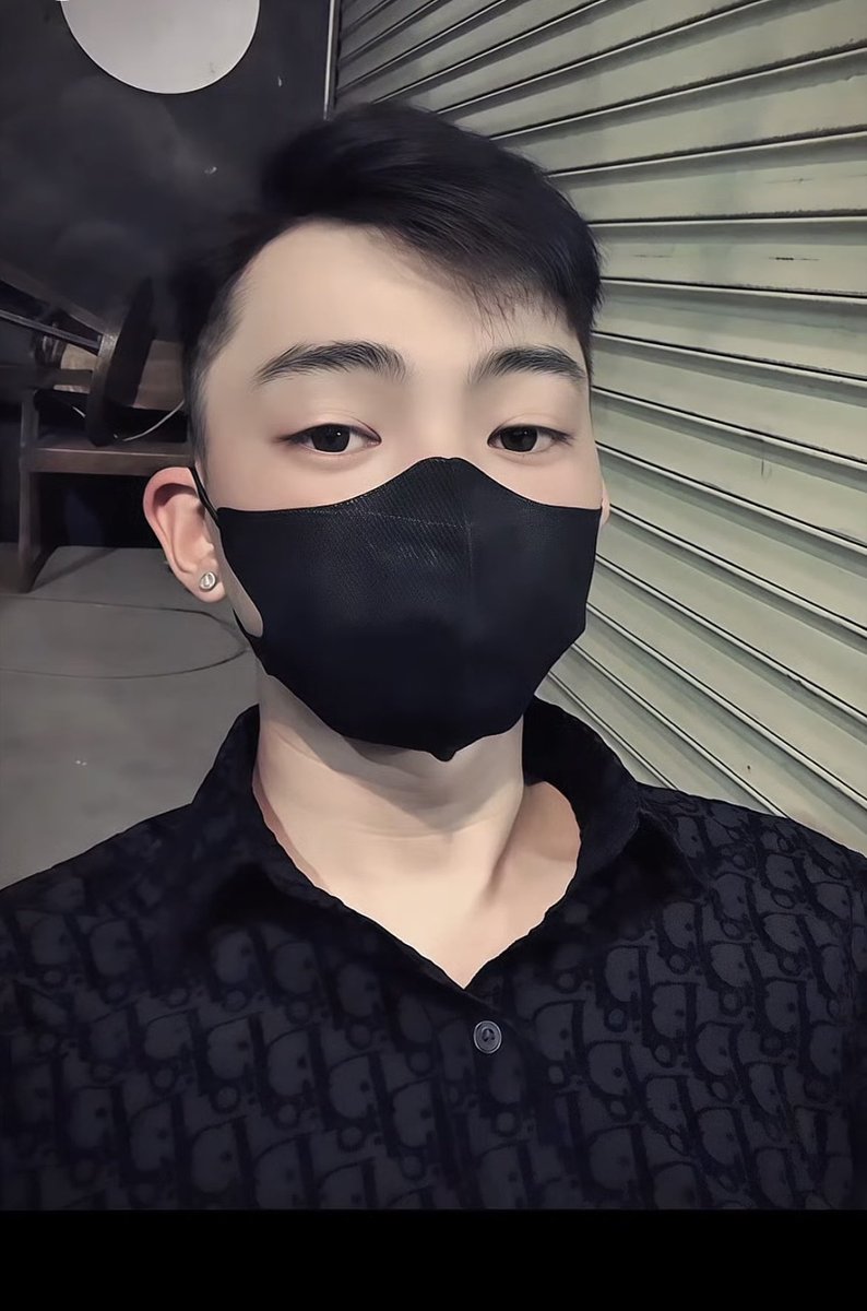 Cậu Bé tweet media