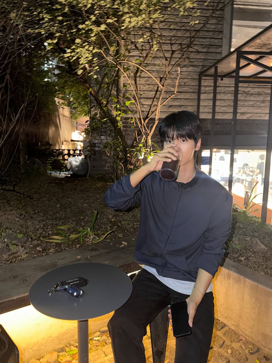 1uck2N's tweet photo. 오늘욘스타픽아르켜줄게.. https://t.co/7G4G1fo5k4