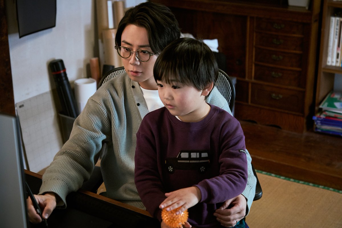 hyoketsu_jp's tweet photo. ◤￣￣￣￣￣￣￣￣￣◥
　　 映画『#氷血』
　　新場面写真解禁
◣＿＿＿＿＿＿＿＿＿◢

主人公・稔を演じる #北山宏光 の
“二面性”を捉えた場面写真をお届け📸

優しい表情から冷酷な眼差しまで…
“表裏の顔”を捉えた、
繊細な表現の変化にご注目ください。

映画『氷血』7.3(金)全国公開 https://t.co/zVYiZT2BJL