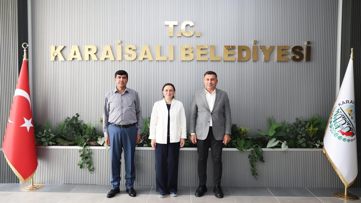 fdemetsari's tweet photo. Torosların eteklerinde, doğanın tüm güzelliklerini içinde barındıran Karaisalı’da, Karaisalı Belediye Başkanımız Sayın Bekir Şimşek’i, AK Parti İlçe Başkanımız Osman Kurdak ile birlikte ziyaret ettik.

Nazik misafirperverliği ve samimi ev sahipliği için kendisine teşekkür ediyor, çalışmalarında başarılar diliyorum.