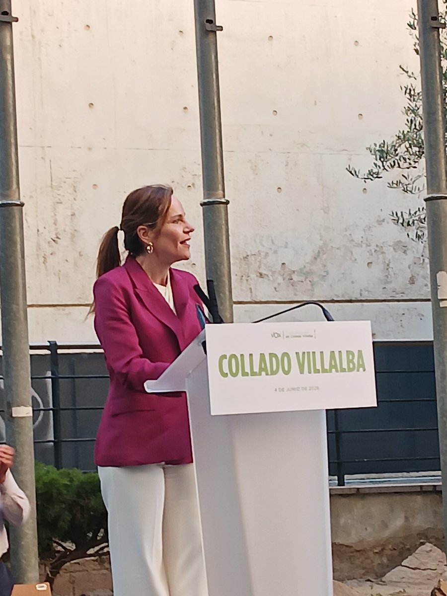 VOX_Chamartin's tweet photo. Ayer estuvimos acompañando a @Isabelperezmoi1 @guidoprincesa en el acto de @Villalba_Vox .

#PrioridadNacional https://t.co/odNJThbV50