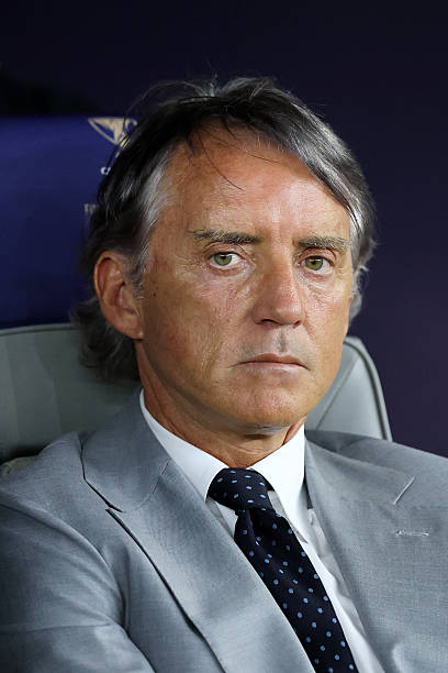 NazionaleNews's tweet photo. 📰 Tuttosport: La succession se jouerait actuellement entre Antonio Conte et Roberto Mancini, même si Simone Inzaghi pourrait entrer dans la course s’il quittait l’Arabie saoudite. https://t.co/fnQlTHEDJX
