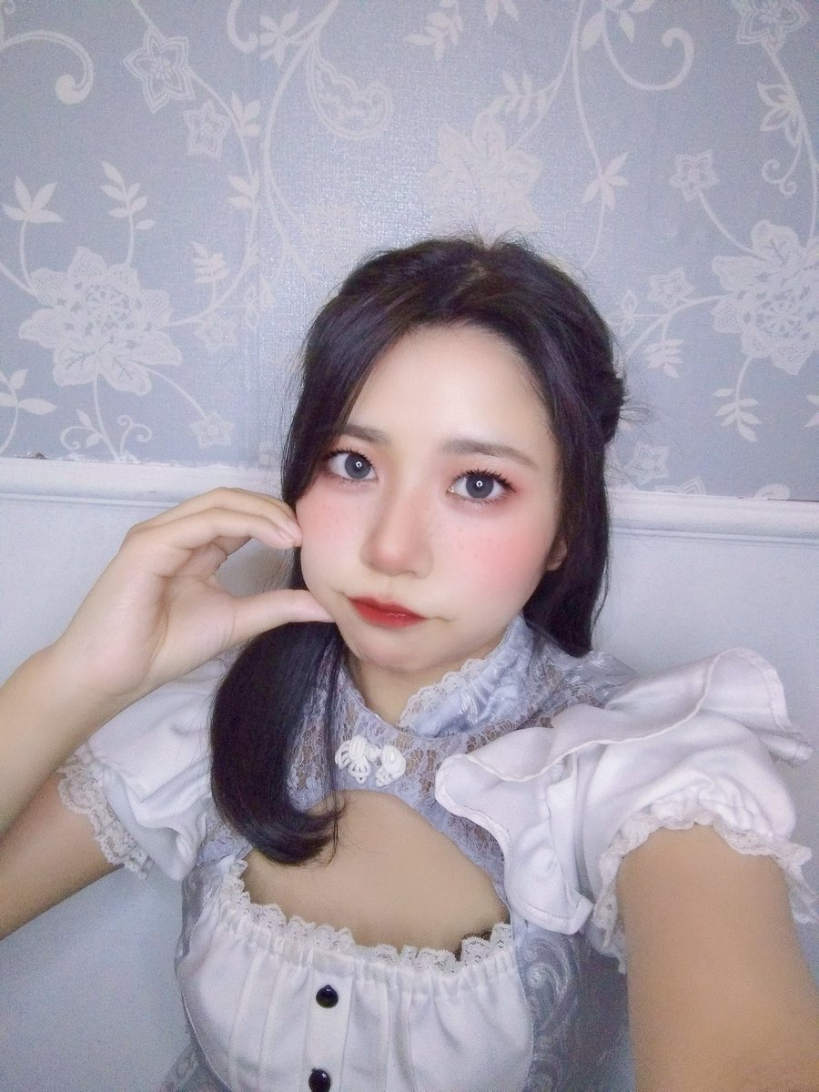 Orlaya_concafe's tweet photo. 池袋東口オルレアオープンしました❕💐🤍

*.꒰ঌ 本日の妖精 ໒꒱.* ﾟ

🤍セロ  @cero_0rlaya_0 19-last

🩵なつめ　@natsume_Orlaya 22-last

🩵ねね @nene_orlaya  20-last

🤍さく　@noon52423 21:00-last

🤍のえる　21:00-last

公式LINEはこちらから❕
https://t.co/SGgqsXN9e1
ビンゴたのしみましょ
来店特典もりだくさん！

#池袋コンカフェ #コンカフェ #コンカフェ嬢 #池袋 #コンカフェキャスト