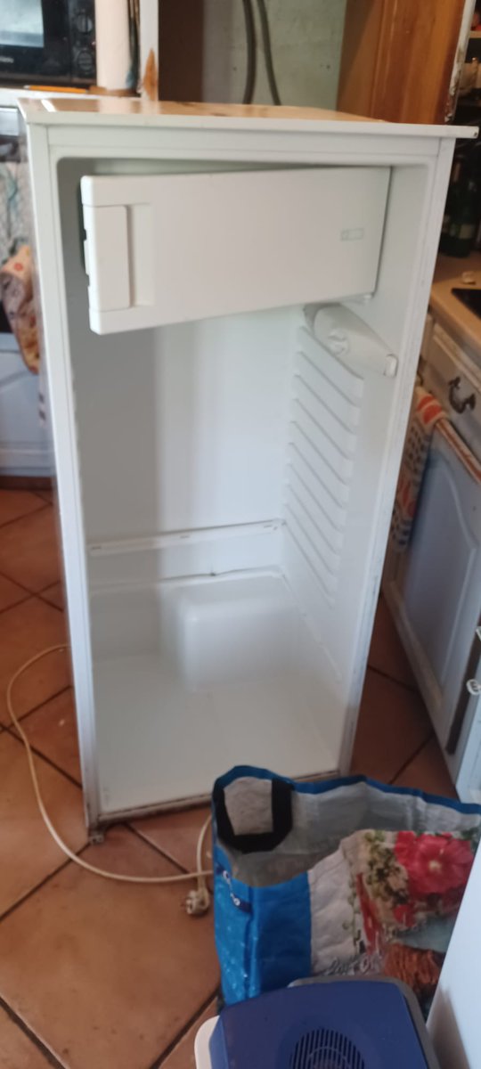 MotorwestStudio's tweet photo. The fridge is dead, long live the fridge! https://t.co/HIou7g5uX4