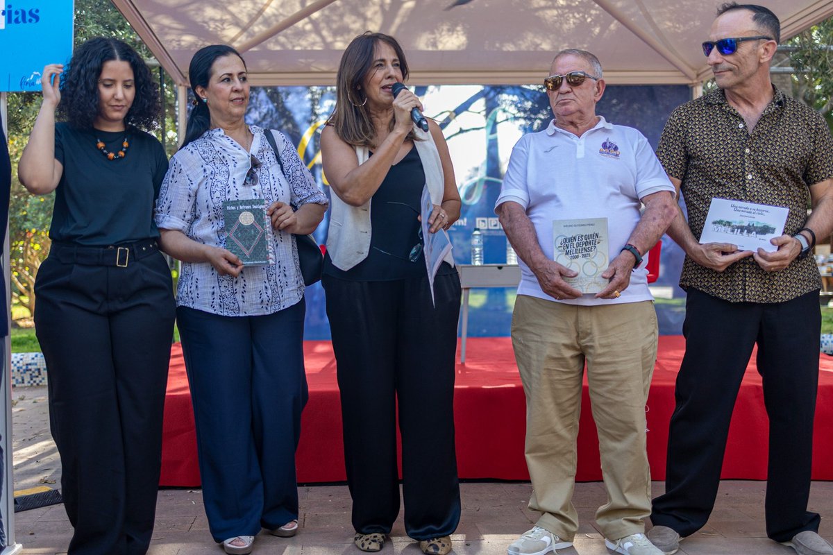 cultura_melilla's tweet photo. 📸 En fotos | Segunda jornada de la Feria del Libro 2026

📷 Todas las fotos en nuestro Facebook https://t.co/CcAGS9cALs
