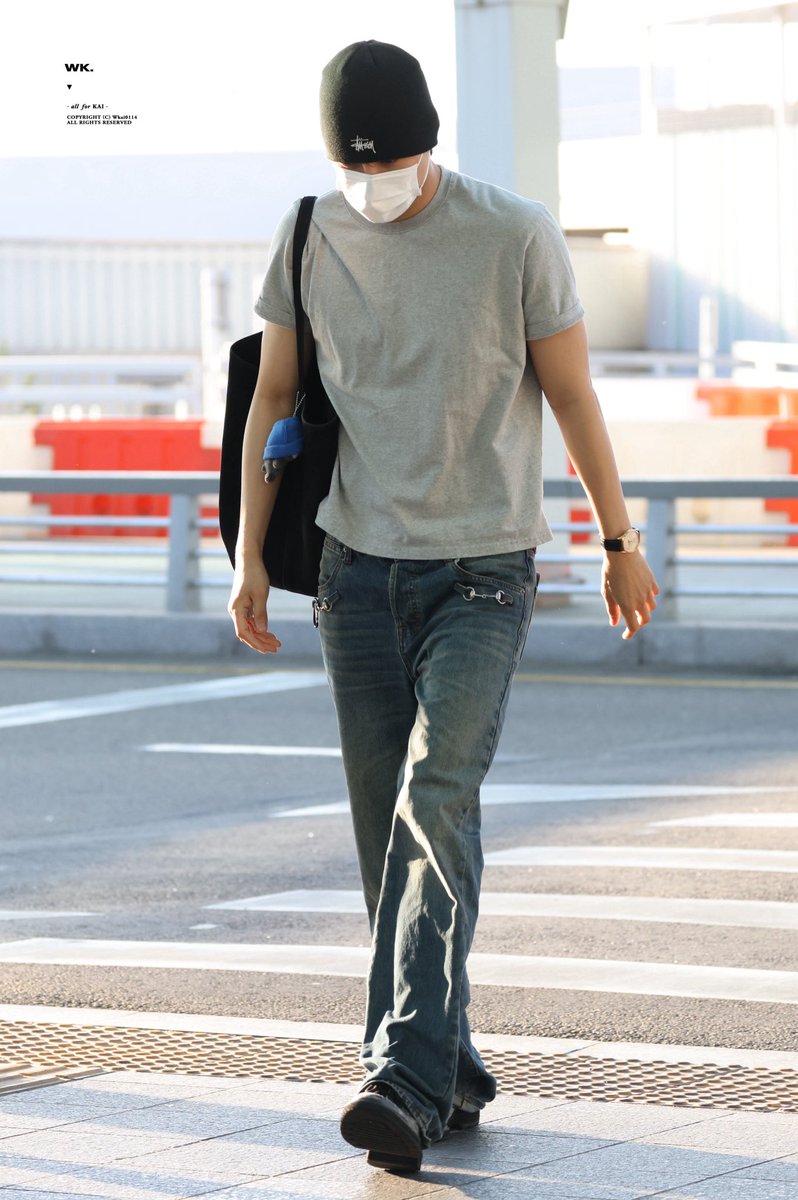 Wkai0114's tweet photo. 260605 ICN

#KAI #카이 #종인 #엑소카이　
#カイ #엑소 https://t.co/jQtq3AHpnH