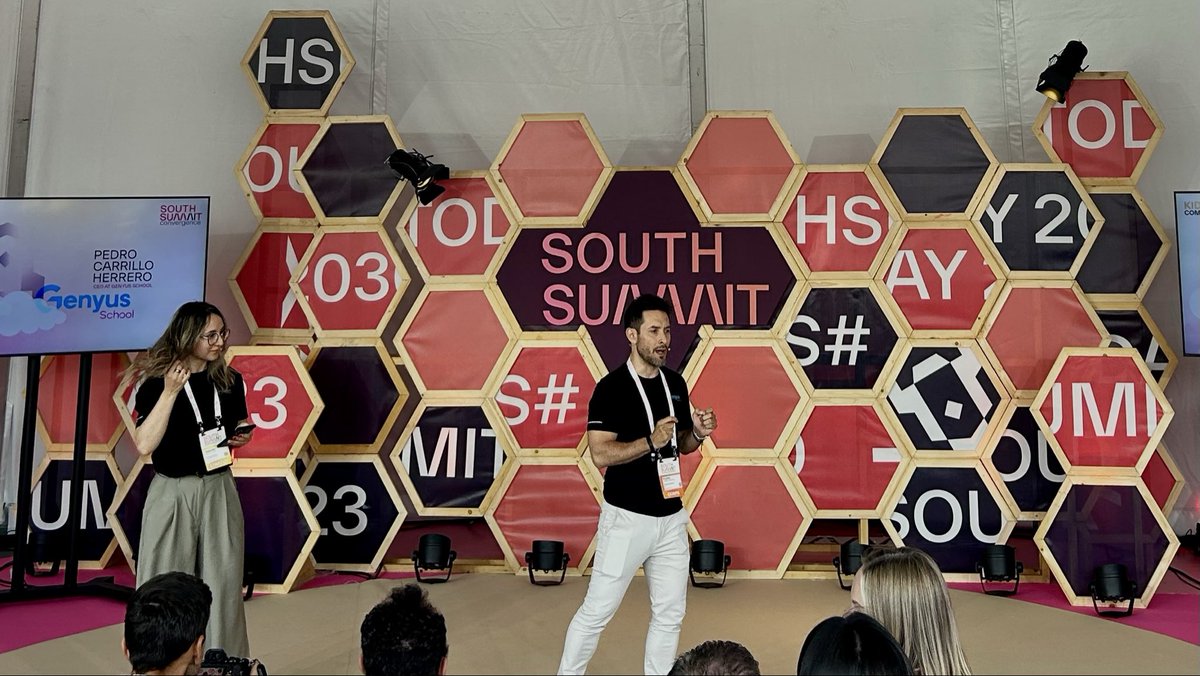 south_summit's tweet photo. The future of innovation is already here 🚀👧👦

Today at the #Catalyststage 📍, young entrepreneurs take the spotlight in the Kids Competition, showcasing creativity, problem-solving, and the bold ideas that could shape tomorrow.

From @GenyusSchool , Colegio Alcaste – Las Fuentes, Colegio Internacional Peñacorada, Colegio Greenfield, and more, these students prove that age is no barrier to innovation.

#AIConvergence #SouthSummit26