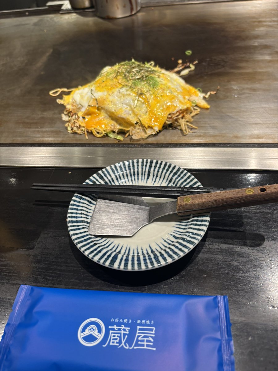 tako_global's tweet photo. @Flower_of_Erika 飲み屋のにぃちゃんにアチョーキーっていうお好み焼きを勧められたので食べてそれも美味しゅうござんした https://t.co/gj3TQHVgQS