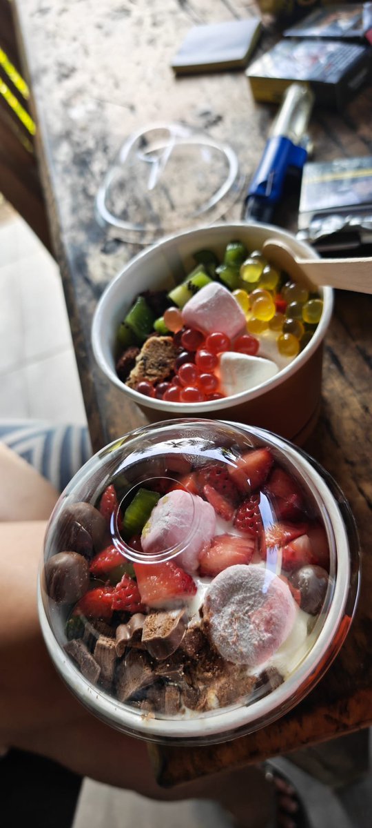 alexagulay's tweet photo. Yoghurt 😉 Thanks cute 🥰 https://t.co/Fvzpv6VEgI