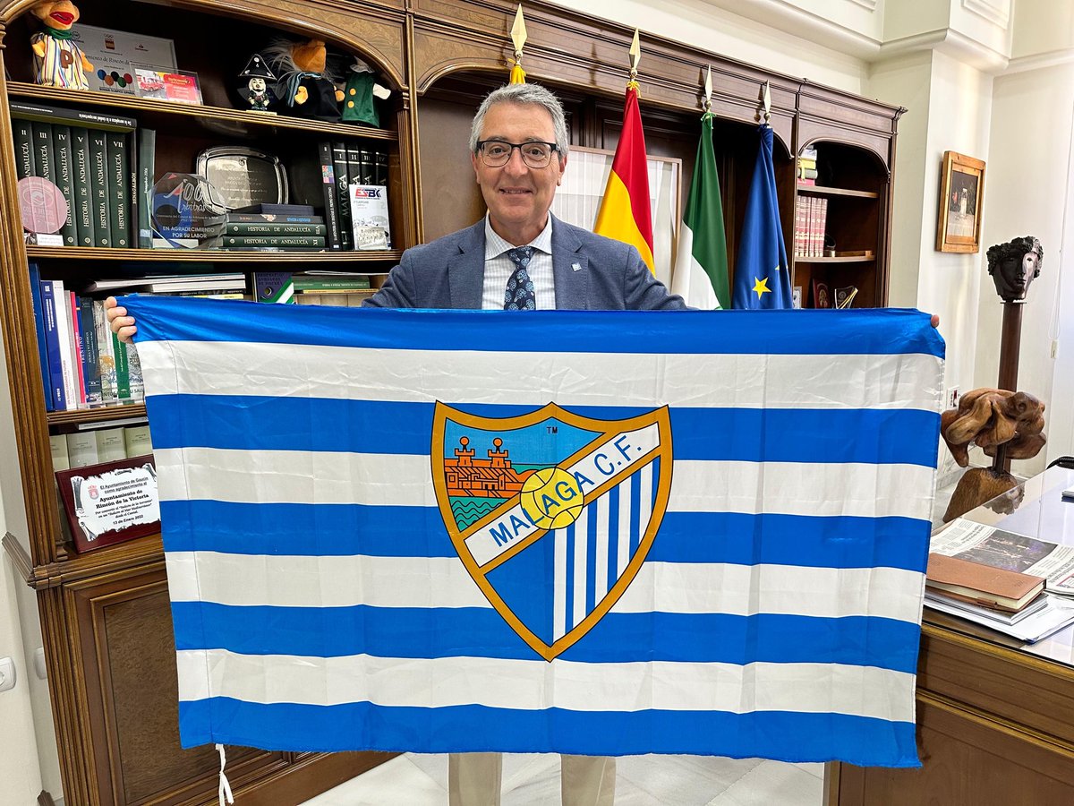 javidl85 tweet picture
