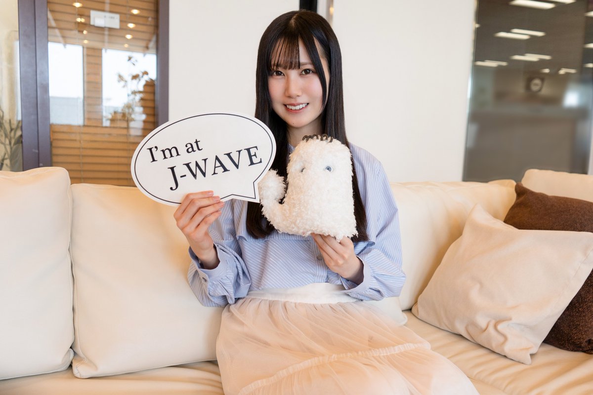 hinatazaka46's tweet photo. 本日6月5日(金)22:30～
J-WAVE「LOGISTEED RADIONOMICS」に

#鶴崎仁香 がレギュラー出演いたします🍡📻

ぜひお聴きください☀️
https://t.co/VETbc7XxJs

#niko813
#日向坂46 https://t.co/odAyEseqh1