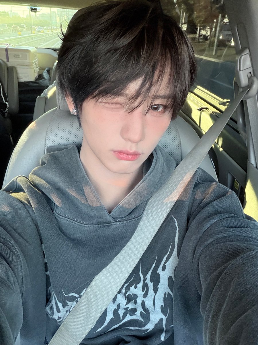 XODIAC_MEMBERS's tweet photo. [#씽] 

 Music bank~~

#XODIAC #소디엑 #SING #씽 #シン https://t.co/as40ZiedKP