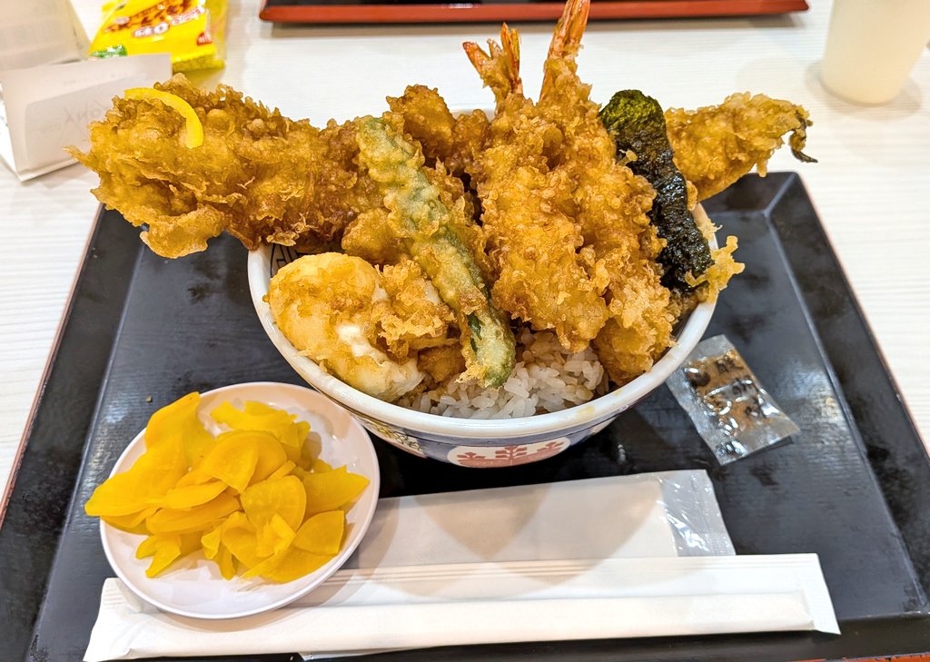 rick_misogi's tweet photo. こんにちは、天丼マンです。 https://t.co/gDacrxkNwB
