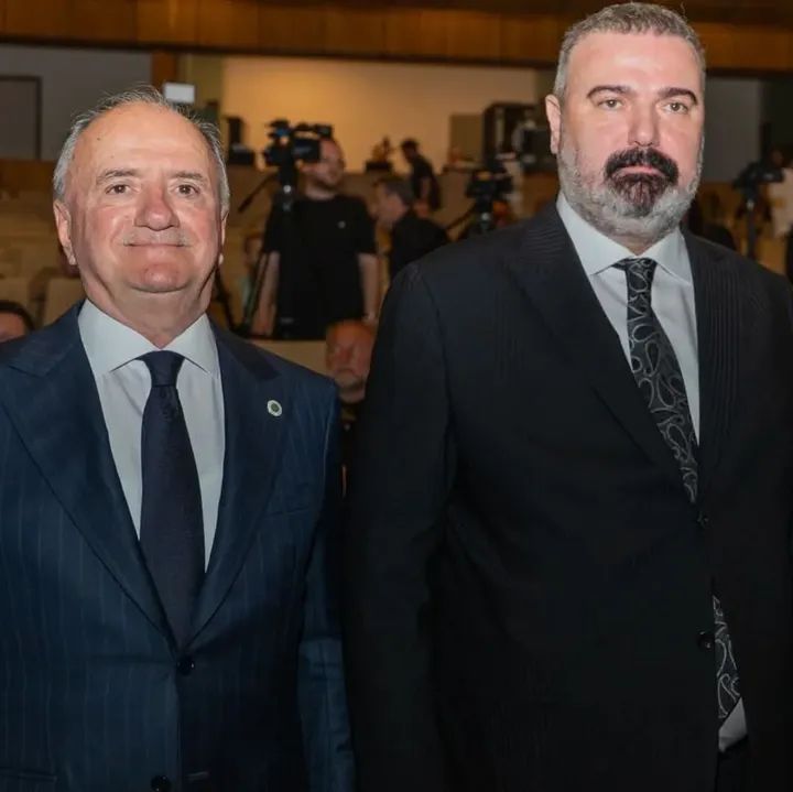 rizelilergrubu's tweet photo. Çaykur Rizespor Kulübümüzün Olağanüstü Genel Kurulu sonucunda Yeni Başkanımız olan Ali Zeki Saruhan’ı tebrik ediyor, Bugüne kadar kulübümüze vermiş olduğu emek, katkı ve hizmetlerinden dolayı İbrahim Turgut’a teşekkür ediyoruz. Camiamıza Hayırlı Uğurlu olsun.

#RizelilerGrubu https://t.co/AMAxFF8RM4