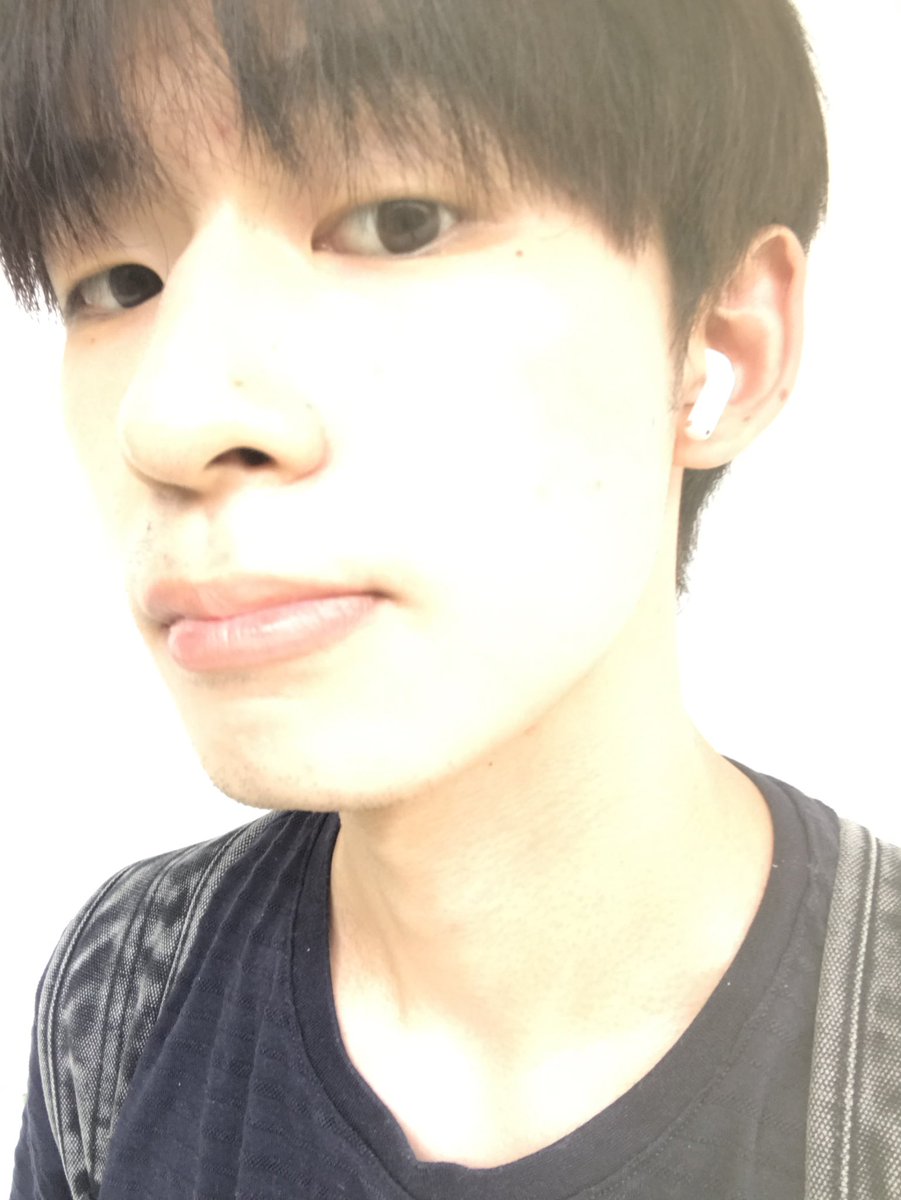 wangpws's tweet photo. 올드폰으로 https://t.co/hqntdUeURZ