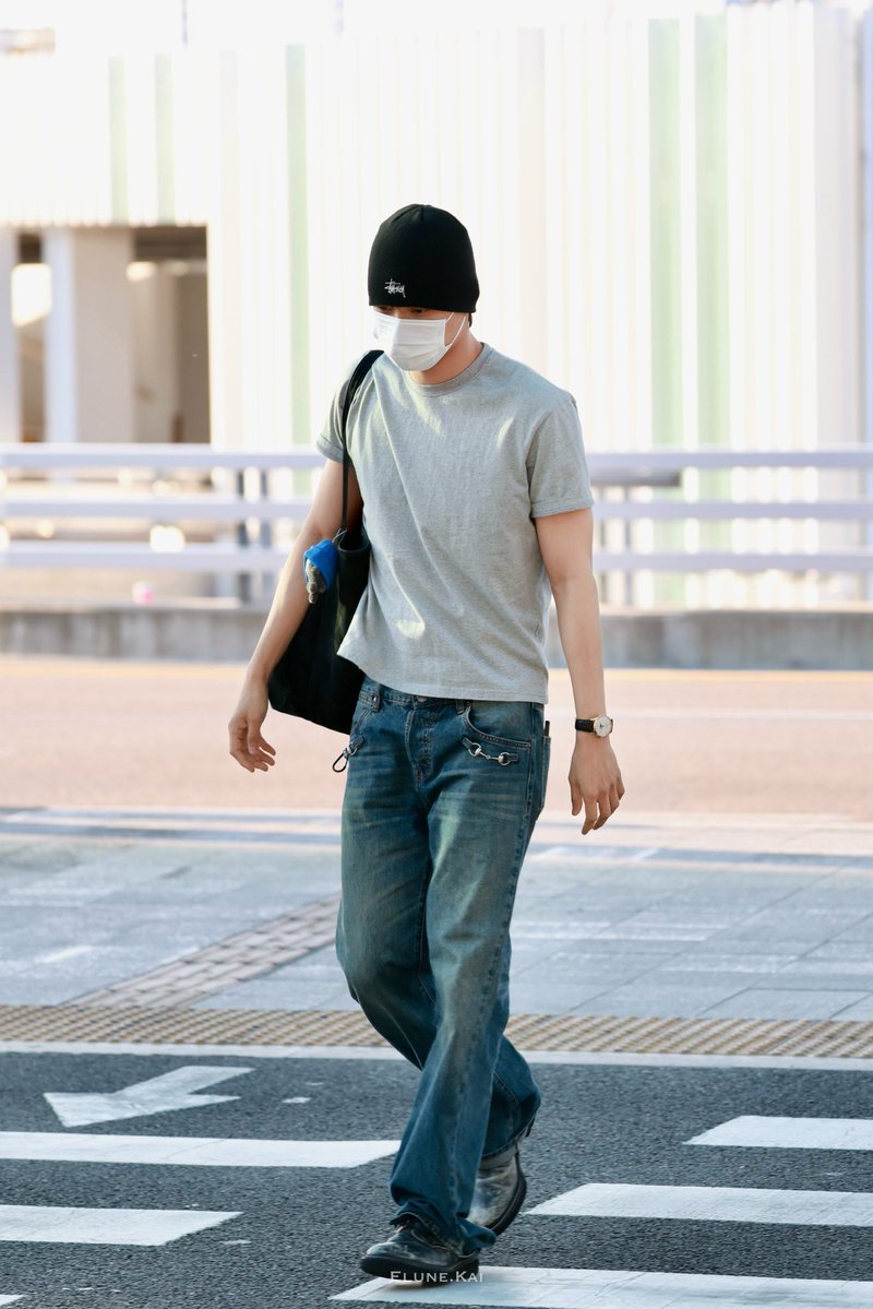 EluneKai's tweet photo. 260605 ICN 

#카이 #KAI https://t.co/B8ZZkZdjQw