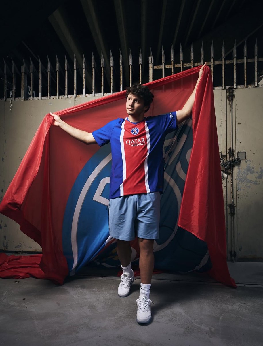van0189's tweet photo. @JaisonCarrere @Psgwin_ Voilà ce qu’il te répond Joao https://t.co/tG0bHacZUh