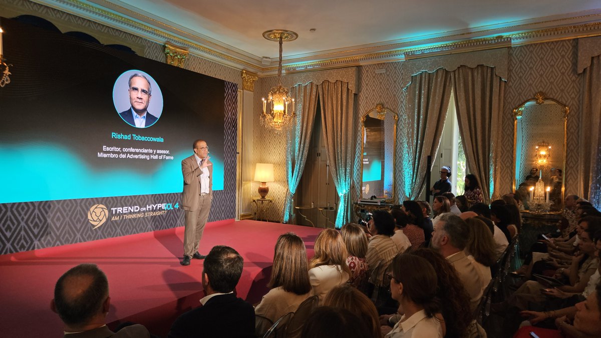 SCOPEN_es's tweet photo. 🔉Ayer tuvo lugar la presentación de 𝗧𝗿𝗲𝗻𝗱 𝗼𝗿 𝗛𝘆𝗽𝗲 𝗩𝗼𝗹. 𝟰💡

El estudio de @Publicis_Spain que diferencia tendencias con recorrido de modas pasajeras. 

Además, celebramos los 100 años de @PublicisGroupe 

#TrendOrHypeVol4 https://t.co/DwouN8guq2