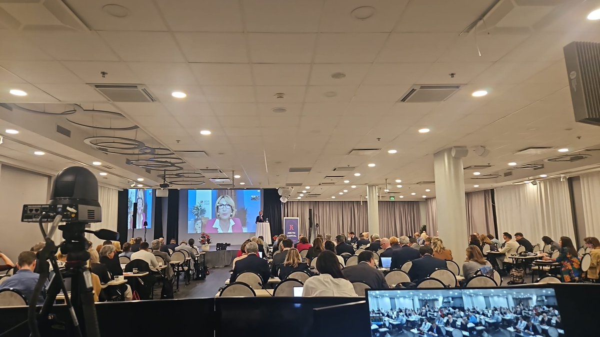 uclg_org's tweet photo. Leading up to our #UCLGCongress, our SG @UCLGSaiz takes part in the #CEMRLeadersSummit political debate, where candidates for the UCLG Leadership presented their priorities and vision to the European Section @CCRECEMR https://t.co/3ZVf9BlOoI
