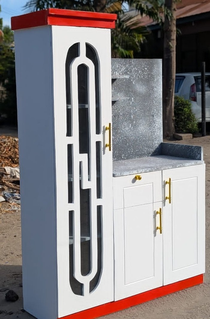 vitu_used's tweet photo. Vyombo vyako unaweka wapi?
Chukua hii kitchen cabinet nzuri 
250,000 tu
Call 0712908685 https://t.co/EyFrX0rfGW