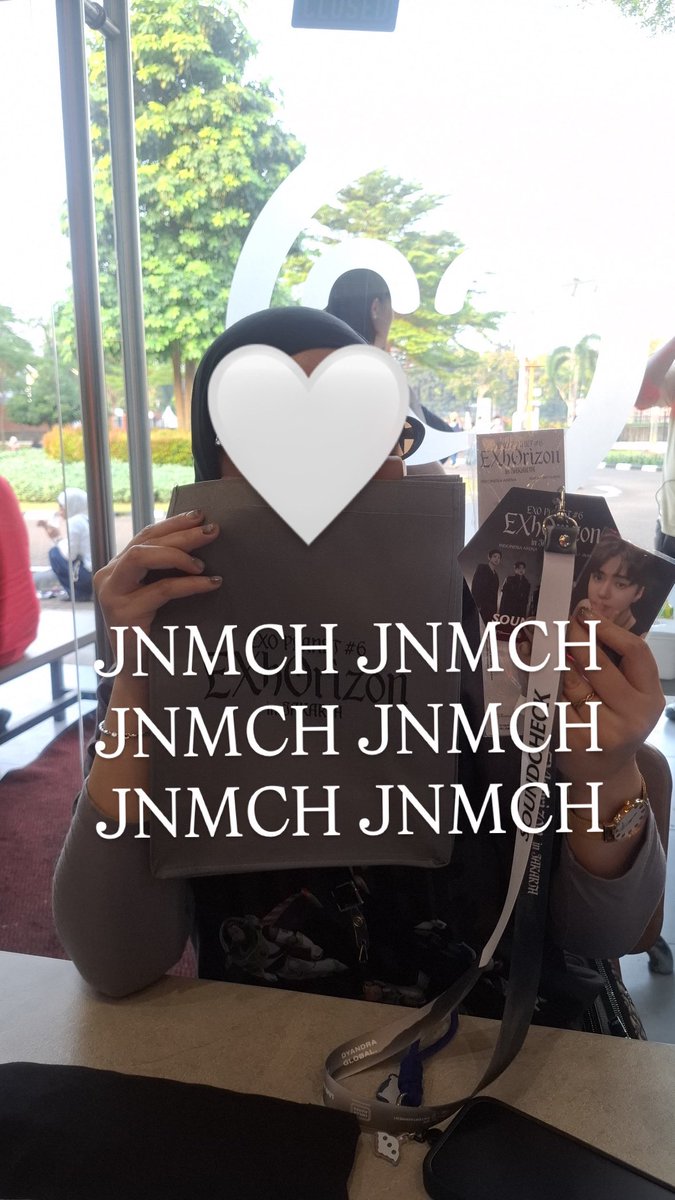 jnmochiee's tweet photo. EXO DAY1🫶🏻

#testijnmc https://t.co/CLtddv119R