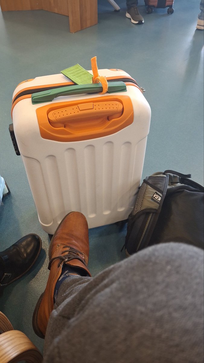 tesbom22's tweet photo. Op naar Praag!! https://t.co/urR2EFqY44