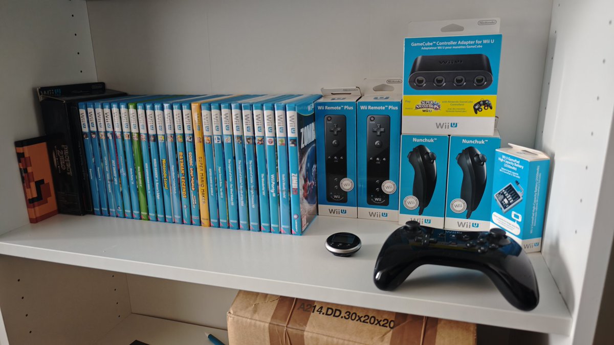Mugen_Pascal's tweet photo. Allez tout ça va a la vente (et la Wii U Zelda associée avec) https://t.co/WKZrjTqrl6