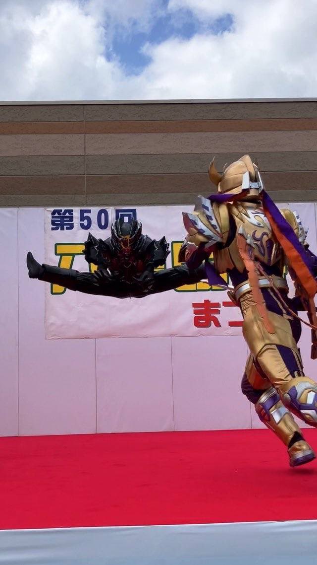 yatsu_rugi's tweet photo. #ヤツルギベストショットグランプリ ＃ヤツルギ11 
第27回の特別賞は..👑

【アホが増えたで賞】
#PandaPianoPink
【こんな奴に勝てないで賞】
#poko_65 
【謎の手で賞】#daichan_sbdy7 
【哀愁のキョムール兵賞】#aomorisan_oden https://t.co/RDeex0z2hC