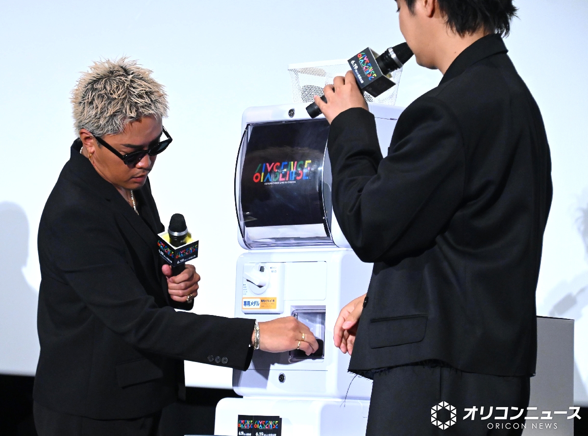 oricon's tweet photo. GENERATIONS中務裕太
舞台あいさつで衝撃告白「ボトックスしたい」❗️　
メンバーもびっくり😯
「これ全国だよ!?」「何を言っているの？」
https://t.co/N3eLZSVSu0 https://t.co/EeC9VmOSwy