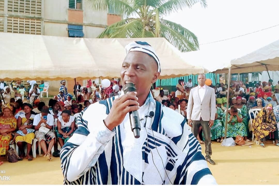 IsmaelTehe's tweet photo. { A Lui appartient l'Inconnaissable des cieux et de la terre. Comme Il est Voyant et Audient ! } Sourate 18 ; Verset 26

Bon DJOUMAN à tous et à toutes sous la protection du TOUT-PUISSANT ALLAH AZZAWAJJALL. Monsieur le Maire @YEOBABA7 (BYM) ,DIEU est Dedans. 

👉🏽 #SoroDoitRentrer🇨🇮 #TropCestTrop  👉🏿https://t.co/oKpsJjZ26r 👉🏿https://t.co/1aB34oVHux  #GKSTeam✊🏾

@NathDasilva2 @BalmePatricia @MalletJeanette @AffoussyBL @GKS_TV @SC_GKS  @AssetouOuatta10 @ONG_la_VIE