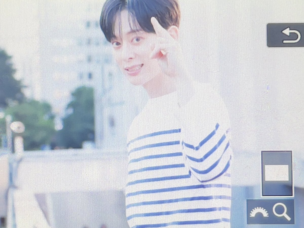 D890212's tweet photo. 20260605
뮤직뱅크 퇴근

너——무 수고했어요!!

#동현 #김동현 #donghyun 
#BOYFRIEND #보이프렌드 https://t.co/E56vWWNvbu