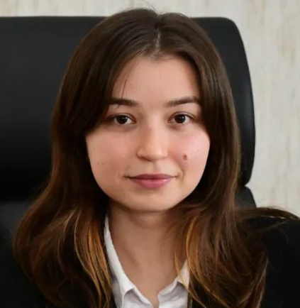 muhtesem0640's tweet photo. Rümeysa Eker'in sözlerinin hakaret olduğunu, suç içerdiğini söyleyenin beyni sulanmış demektir. 
Herifler hırsızlarını, grupçularını, orospularını, gavatlarını, oğlancılarını, ibnelerini sahiplenip methiyeler düzerken, AK Parti içindeki kendi evladını yemeye meraklı bazı omurgasız, ödlek sünepelere yazıklar olsun. Tu yüzünüze!
*
Osman Gökçek * İbrahim Tatlıses * İETT
