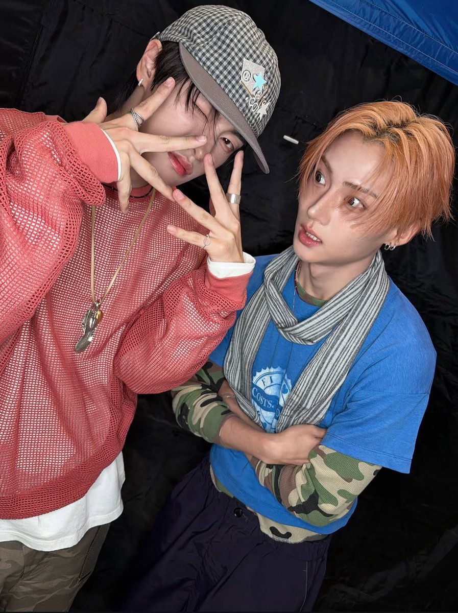 arilovesleowon's tweet photo. rapper and rapper’s girlfriend are back. https://t.co/C5nPDSq7Yv