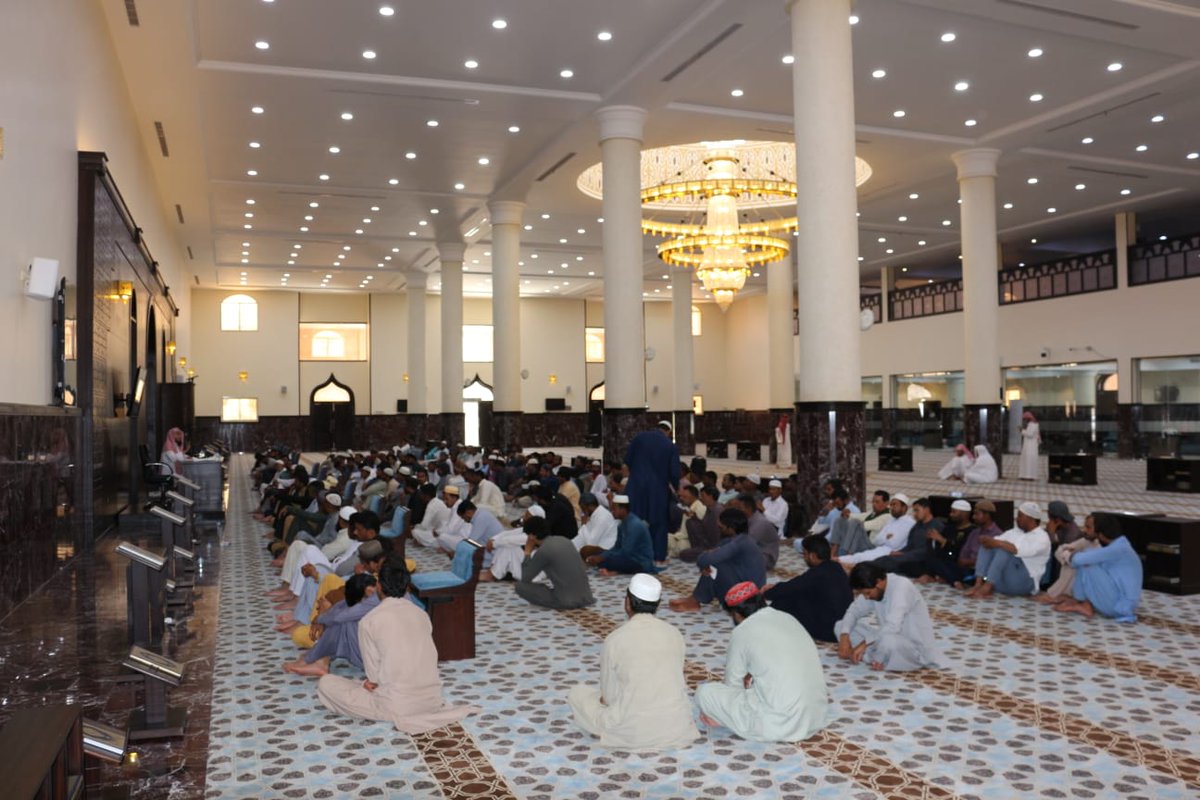 nukhaldawah's tweet photo. تغطية …
بفضل الله ثم بدعمكم 
تم اليوم الجمعةالموافق 1447/12/19ترجمة الخطبة للإخوة غير الناطقين بالعربيةووكان عنوانها (سرعة تصرم الأيام والأعوام ) بعد ذلك  تناول الجميع وجبة الغداء ..
*عدد المستفيدين اليوم(200) مستفيداً ولله الحمد.
جزى الله الداعمين لهذا البرنامج خير الجزاء وأخلف عليهم بخير ، وإلى برامج أخرى قريباً بإذن الله.