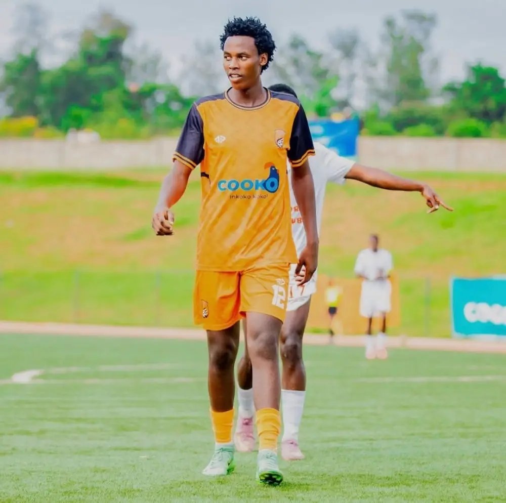 amagweja2's tweet photo. Byishimo Valua mu muryango winjira muri Rayon Sports

Umwe mu bakinnyi bakiri bato b, Byishimo Valua, ukinira Bugesera FC ashobora kwinjira muri Rayon Sports.

Byishimo w’imyaka 19, ukina hagati mu kibuga, yatsinze ibitego bitanu birimo bibiri yatsinze Rayon Sports na APR FC https://t.co/bb1faDnJWY