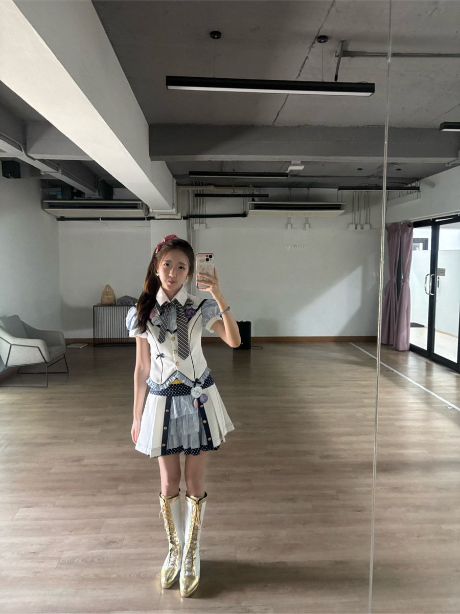 iam48stats's tweet photo. ปกไลฟ์มิ้นท์ 2026-06-05 17:37:00
มาแล้วว
#MintBNK48 #BNK48

🔗 : https://t.co/WOySXefT9f
#iAM48Live https://t.co/r84XoO2YqK