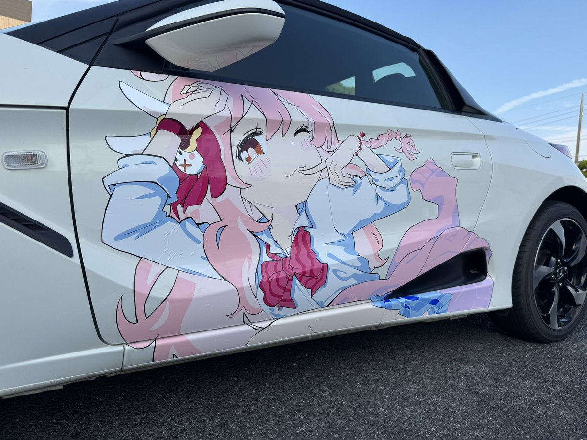 zerocooper's tweet photo. 第一弾を貼り終えましたのでご報告

お兄ちゃんはおしまい！(まひろ&amp;みはり)仕様

イラスト→椎名エクセル先生(@shenaexcel)
手切りカッティング→自分
施工→自分

相方に配色の相談しながら作成しました！
まだ両サイドのキャラのみなので、全面目指して作成していきます！
あー可愛い！！ https://t.co/e71n2prCmF