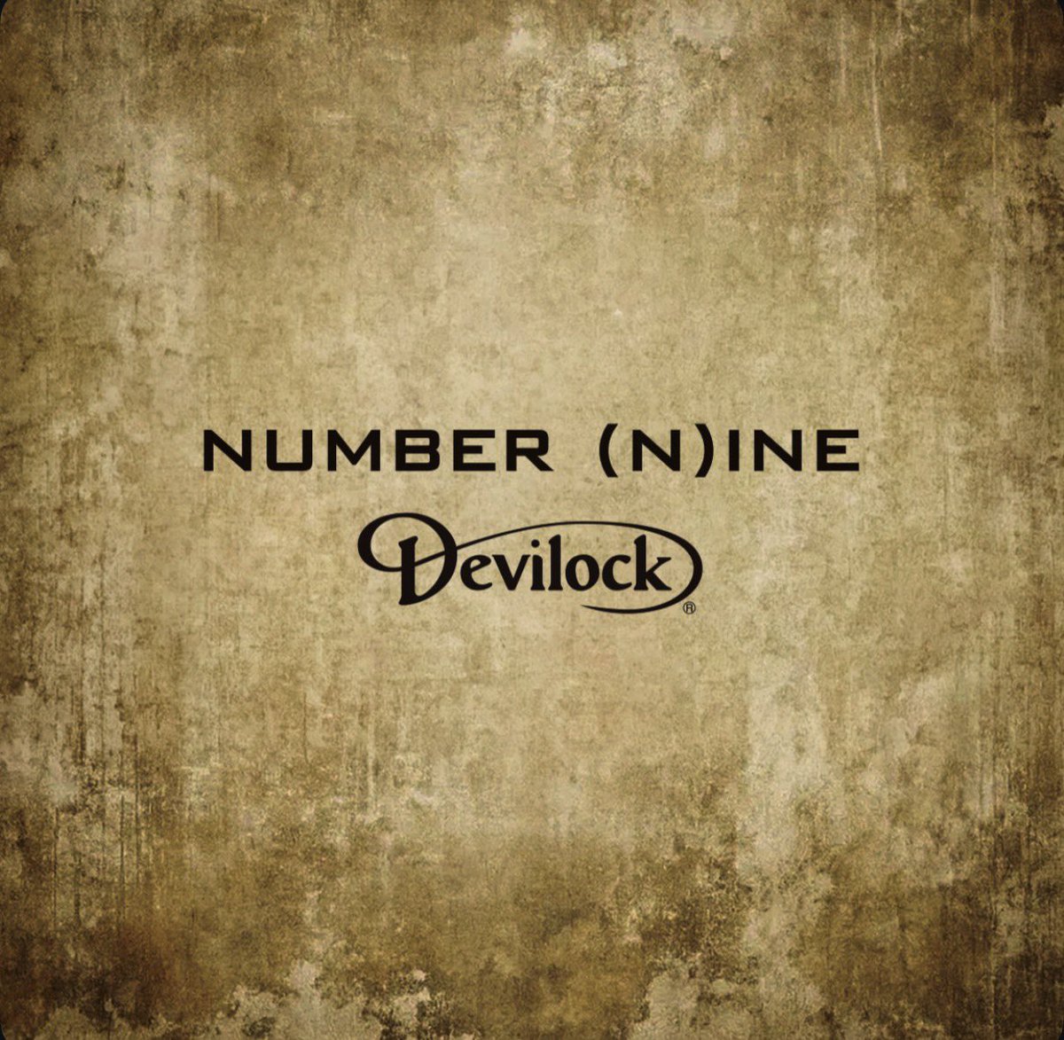 DEVILOCKNIGHT's tweet photo. 明日6月6日(土)19時より
NIMBER(N)INE x DEVILOCK 2 コラボレーション商品をDEVILOCK ONLINE STOREのみで販売。
商品詳細は販売と同時に発表となります。
よろしくお願いします。
#devilock #numbernine #collaboration #dvlck30th12 https://t.co/oyXArQjmNd