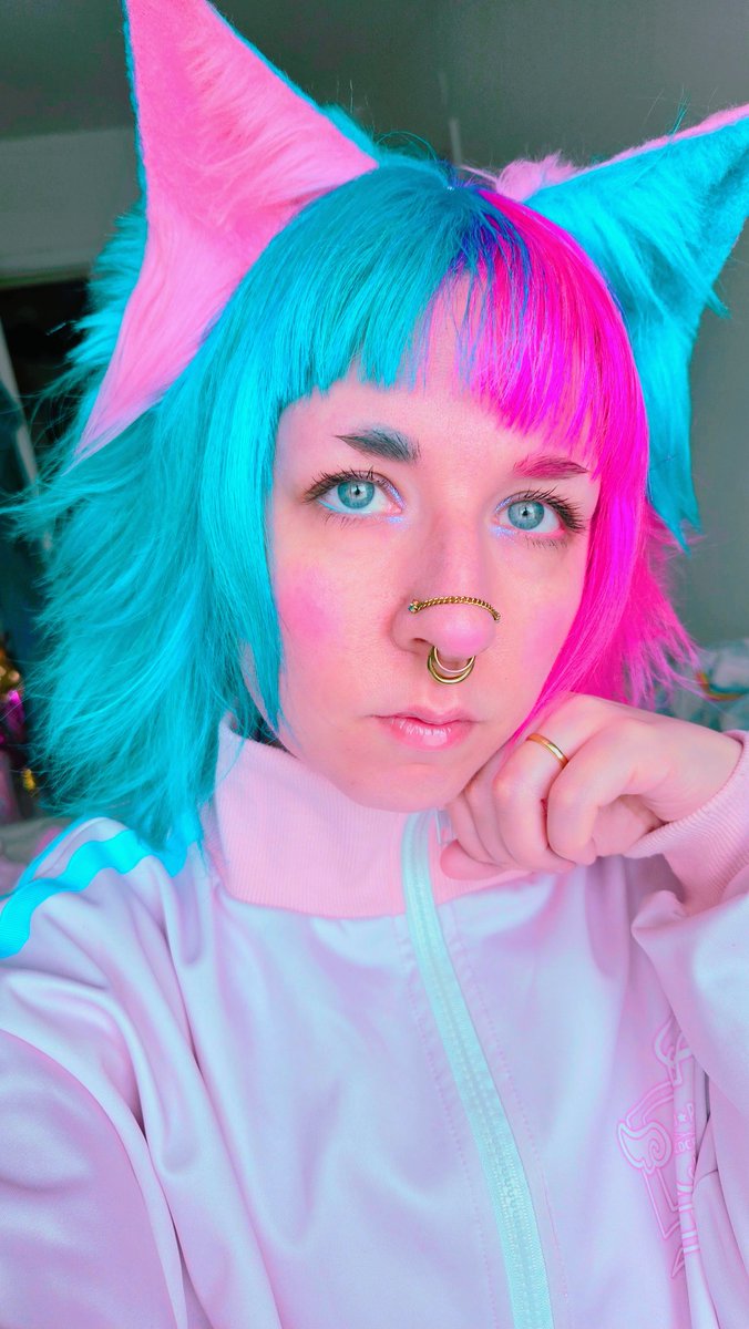 PastelDawg's tweet photo. i'm so happy how my hair turned out 😭🩵🩷 https://t.co/aJqSgHRJia