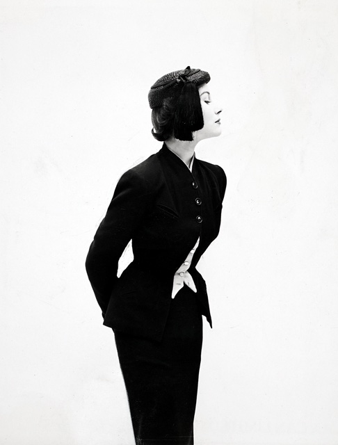 LKpaddy's tweet photo. British Vogue, March, 1951 • 
Norman Parkinson • https://t.co/Bo1bAaNDGs