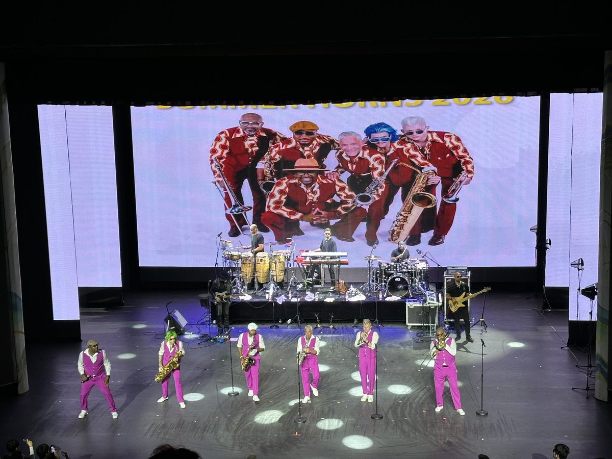 XiaoGe0724's tweet photo. Dave Koz &amp; Friends Summer Homes China Tour 2026 in Beijing

Soprano/Alto/Tenor Saxophone：Dave Koz
Alto/Tenor Saxophone：Marcus Anderson
Baritone Saxophone：Led P
Trumpet：Evan Taylor
Trombone：Jeff Bradshaw
Vocal：Marcel Anderson https://t.co/qLelYjWHiU