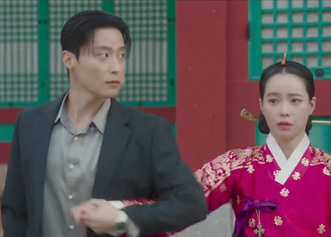 _ssha__'s tweet photo. Cha Se-Gye 🧍🏻‍♂️💗#myroyalnemesis https://t.co/rCQnzNle6I