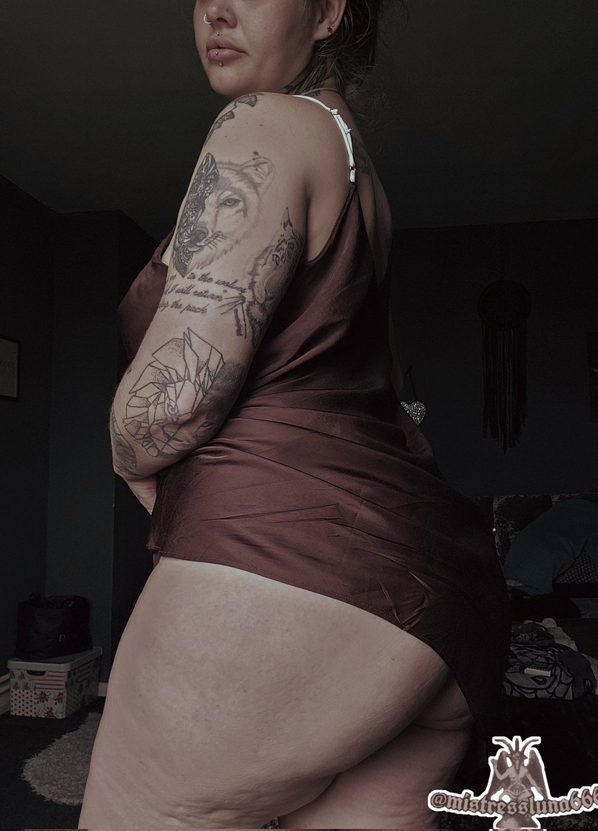 Demonluna666's tweet photo. 🍑🍑 https://t.co/BPtXVH1qGl