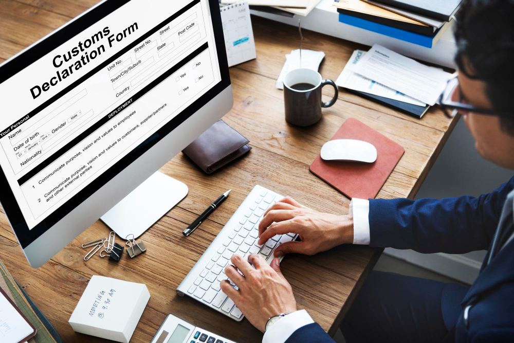 UnipacShipping1's tweet photo. Do you need to send your goods abroad to be repaired, altered or exhibited at a show? Avoid paying #DutiesAndTaxes on their return by applying #temporaryexport procedures. We are here happy to help! https://t.co/0613muBfDF